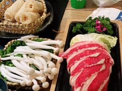 -湊湊火锅·茶憩(上海合生汇店)