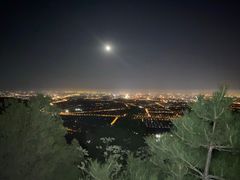 -鬼笑石后山停车场