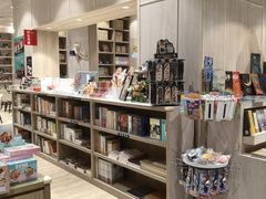 -钟书阁(群光广场店)
