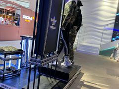 -阿迪达斯(武林银泰三叶草店)