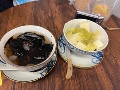-三圣居有茶铺(日区郝梦龄路店)