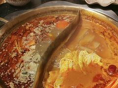 -顶顶汤火牛排火锅·经典铜锅涮肉