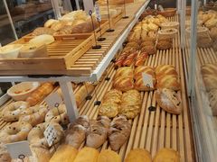 -焙丽拾光(麦凯乐直营店)