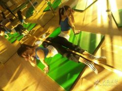 -华翎国际钢管舞培训