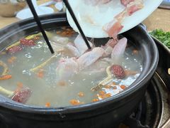 -花苑美食横琴生蚝火锅(拱北粤华路店)