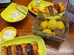 -BHC炸鸡(明洞总店)