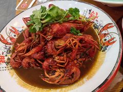 -鲁小三·大骨自助(金山总店)