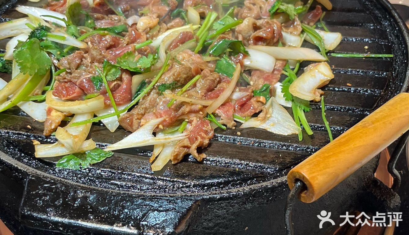 炙子烤肉真的很好吃！
