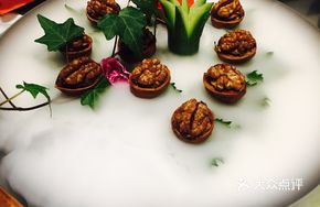 Sake-Steamed Walnut