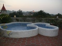 露台心形泳池-娜娜度假小旅馆