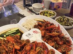 -龙巢盱眙龙虾·牛蛙·烧烤宵夜(八卦岭店)
