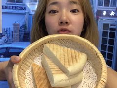 -八两八金·莱芜特色炒鸡(市南漳浦路店)