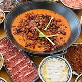 太平园这边一家好吃实惠的火锅店，麻辣醇厚