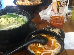 -丽虹云南过桥米线(兴工街店)