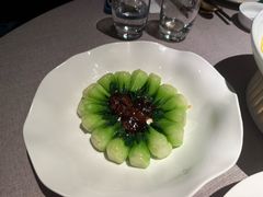 菜心炒香菇-福玺荟(外滩罗斯福店)