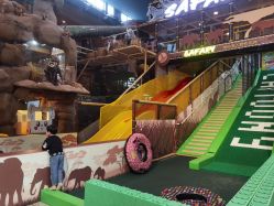 -卡通尼·Safari非洲探索乐园·生日会(金桥国际商业广场店)