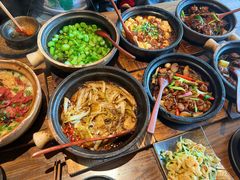 -啫两手·啫啫煲·小饭堂(龙城万科里店)