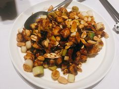 宫保鸡丁-眉州东坡(上海中心店)