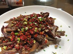腊味炒泥蒿-钵家大院·地道湖北菜(江夏·大花岭店)