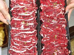 -四点金潮汕鲜牛肉火锅(金猴名居店)