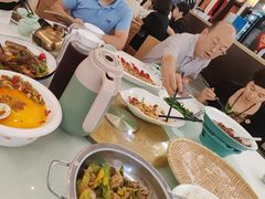 -五谷芳乳鸽王(海景店)