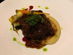 红酒烩澳洲牛脸肉-C&R西班牙餐厅