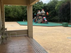 -上海青草地幼儿园