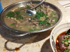 -杨三娘跷脚牛肉(羊子山西路店)