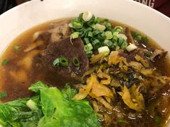 -尊品原汁牛肉面