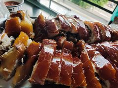 -东方之猪四更烤乳猪(金垦总店)