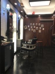 -一東造型烫发染发