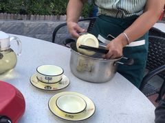 -墨脱石锅椰子鸡•香草鸭•东山羊(大东海店)