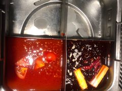 -海底捞火锅鲜切牛肉主题店(长寿路店)