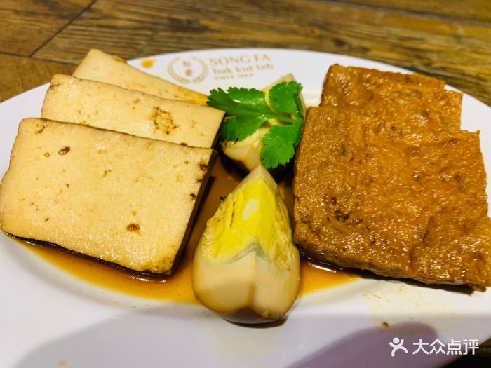 松发肉骨茶songfa(静安嘉里中心店)卤味三拼图片