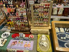 -恋物百货商店(华侨城店)