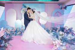 -欣薇婚纱(新源乐汇城店)