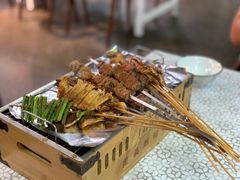 热气羊肉串-云晓光头烧烤吧(德平路店)