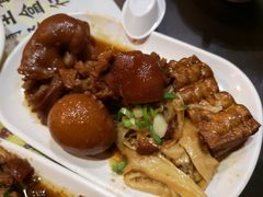 -壹等品霸王猪脚(世紀廣場旁)
