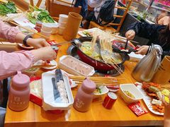 -袁记串串香(川师店)