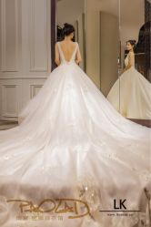 -南京宝娜嫁衣婚纱礼服馆(中央路店)