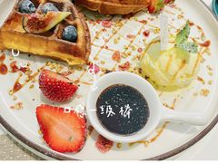 -露露家咖啡店