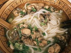 -正宗李家土鸡米线店