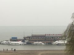 -巴陵广场