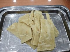 油饼半张-教师之家赵家羊汤馆(东青龙街店)