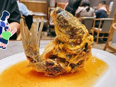 糖醋鲤鱼-闫府私房菜·百年鲁菜(恒隆店)