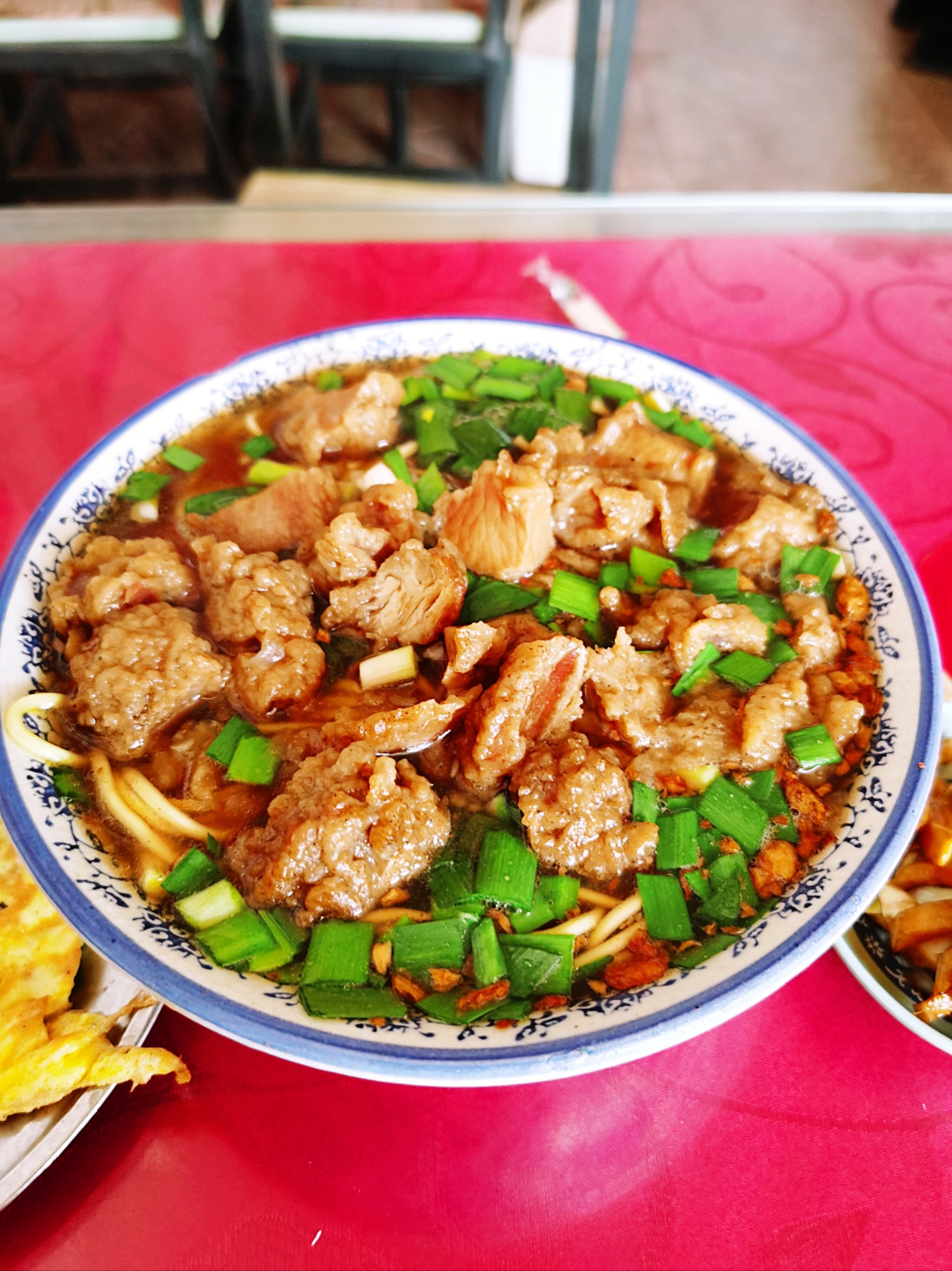 洪洞县超级好吃的酥肉面!确定不来一碗么?