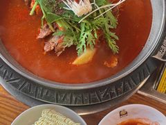 -喇喇排骨火锅·传统韩式脊骨汤(望京西园总店)