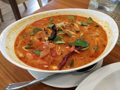 -Chom Cafe and Restaurant