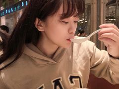 -老乡鸡(上海白玉兰广场店)