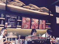 -星巴克臻选(宁波世纪东方广场店)